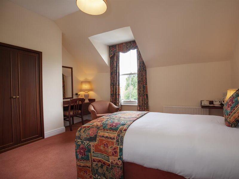 Arundel House Hotel CBG Exterior foto
