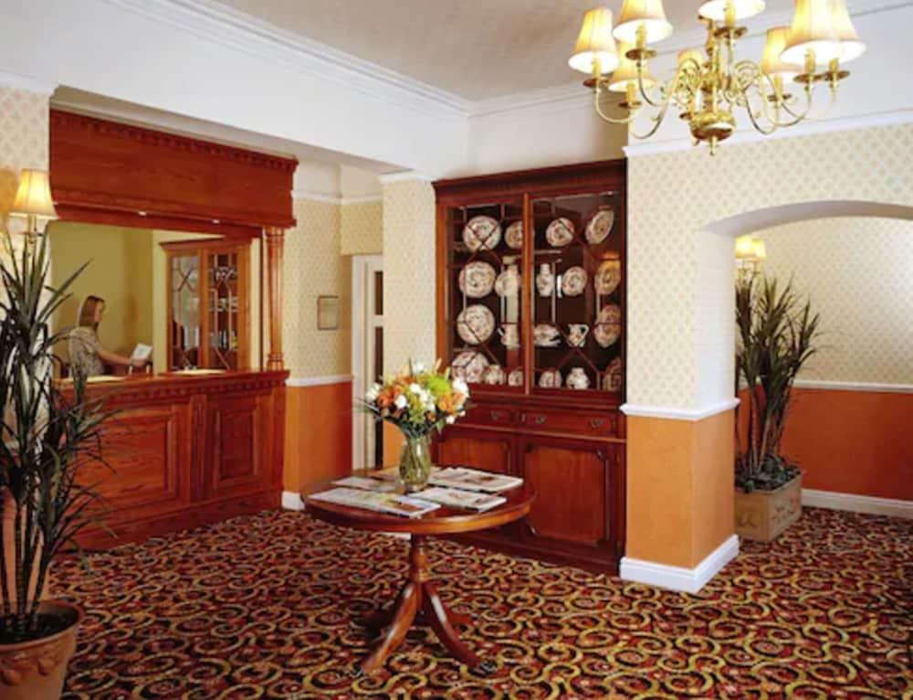 Arundel House Hotel CBG Exterior foto